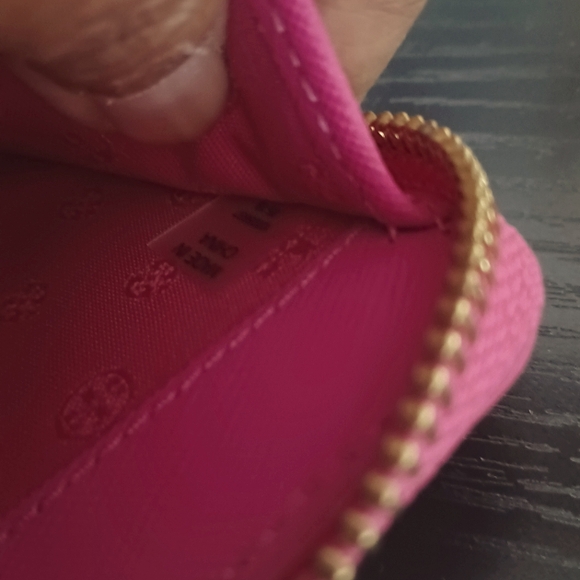 FINAL PRICE DROP - Tory Burch Emerson mini continental purse wallet in Hot Pink - Picture 7 of 9